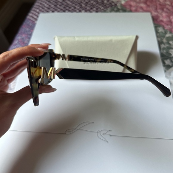 Michael Kors Acadia Bi-layer Sunglasses - Picture 5 of 10